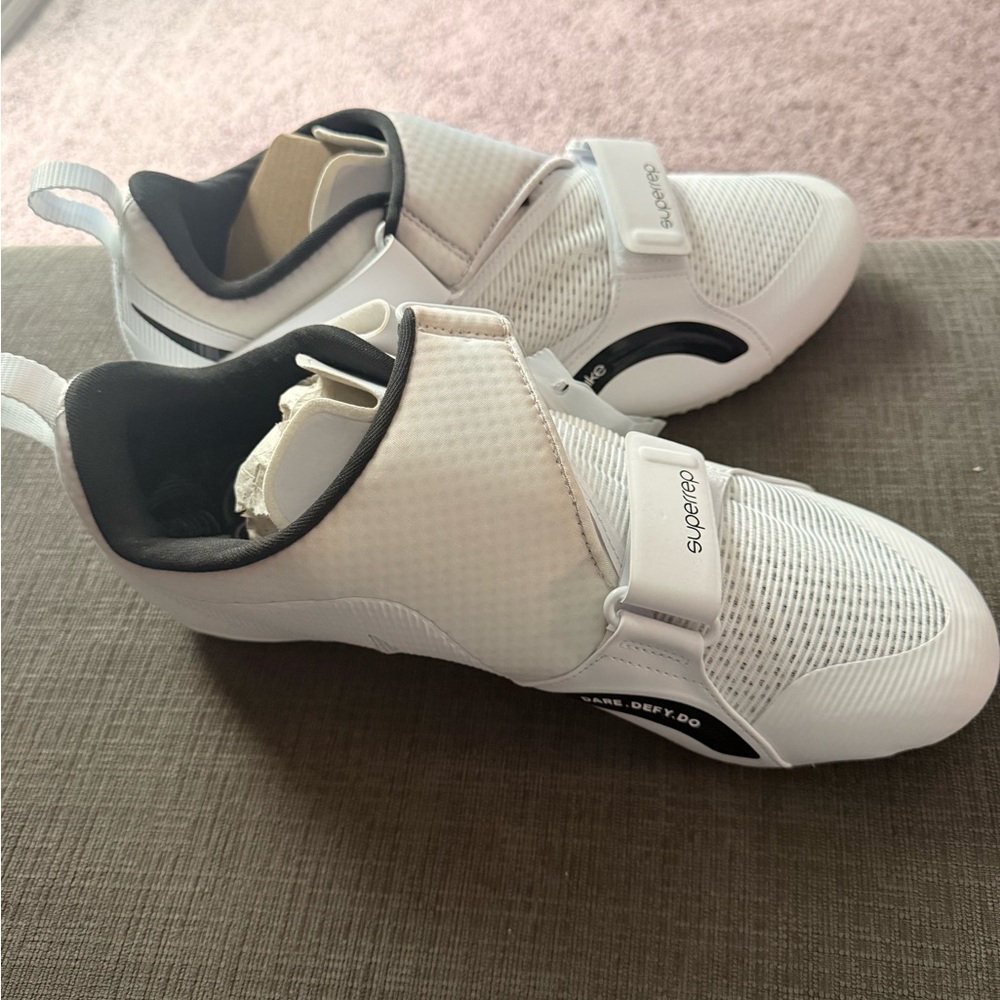 Nike SuperRep Cycle – Men’s Size 12 (White/Black)